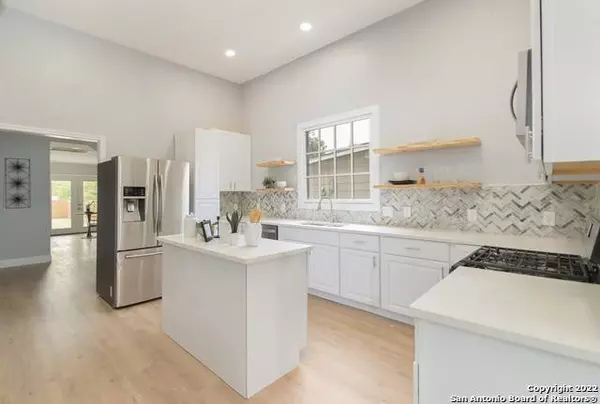 212 IDAHO, San Antonio, TX 78203-1008