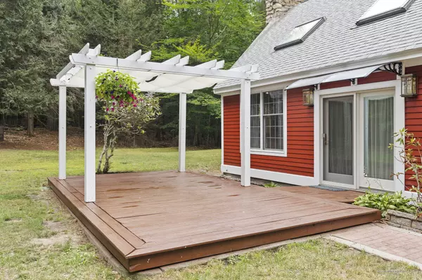 219 Hearthside Road, Standish, ME 04084