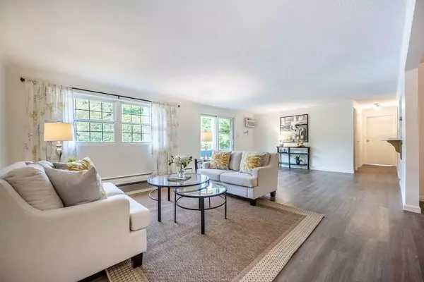 247 N Main St #5, Andover, MA 01810