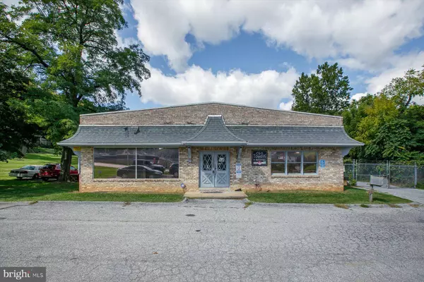 1351-1355 S GEORGE ST, York, PA 17403