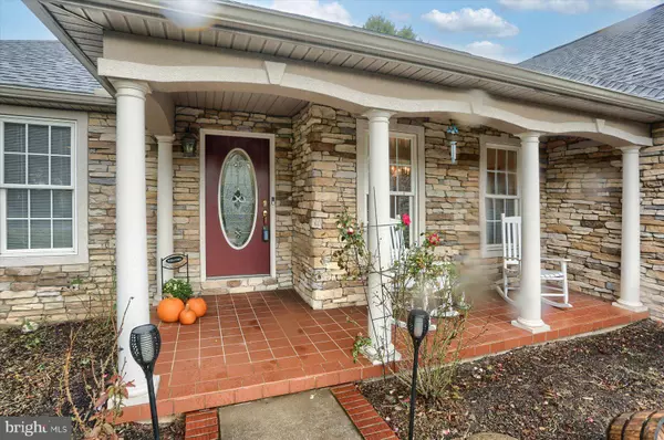 1615 COBBLE CT, New Cumberland, PA 17070