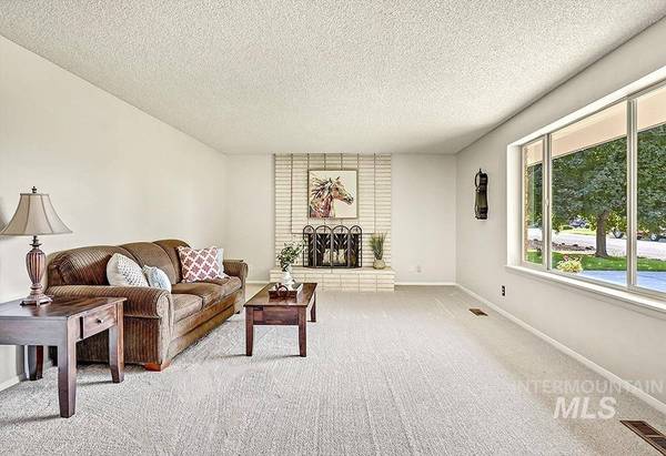 11388 W Verde Ln, Boise, ID 83709