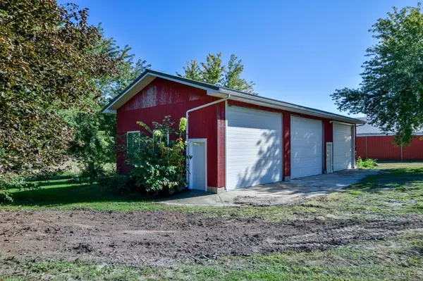 5546 Langer Rd, Medina, WI 53559