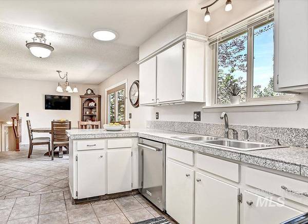 11388 W Verde Ln, Boise, ID 83709