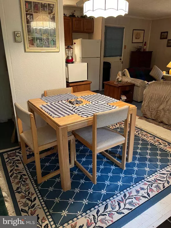 286 STELLAR WAY, Great Cacapon, WV 25422