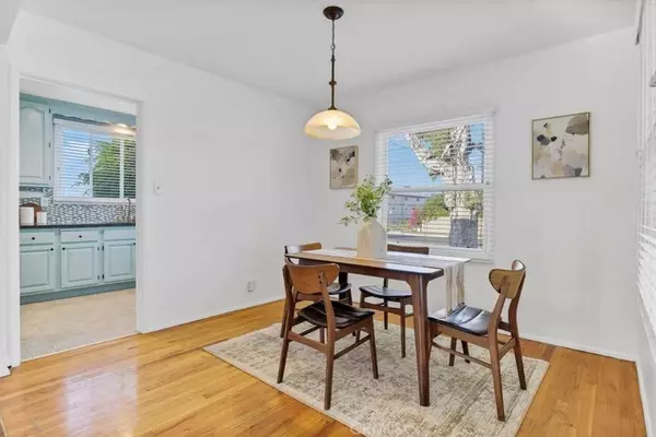 2702 Yearling ST, Lakewood, CA 90712