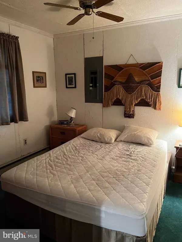 286 STELLAR WAY, Great Cacapon, WV 25422