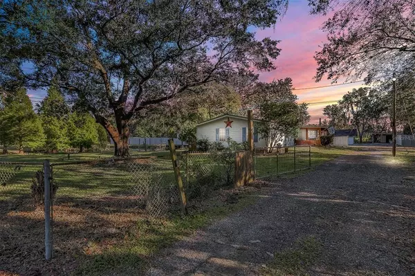 11205 COUNTRY HAVEN DR