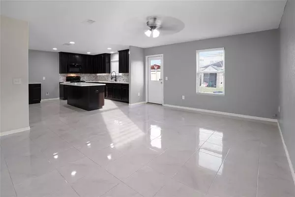 10230 Dawson Hill LN, Houston, TX 77044