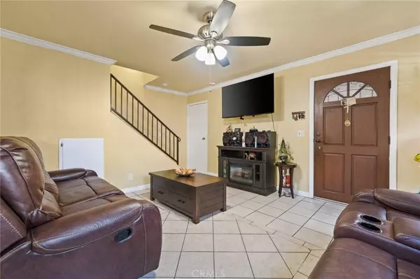 2515 E 109th ST, Los Angeles, CA 90059