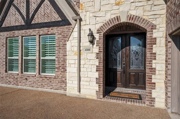 4505 Blue Grass Court, Mansfield, TX 76063