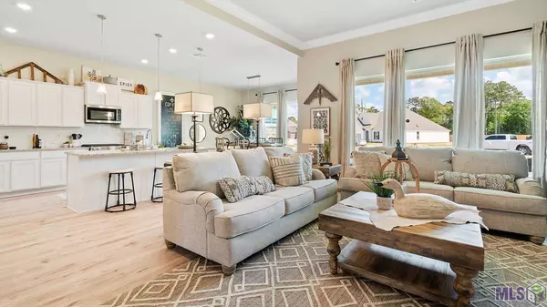 58880 APRIL LN, Plaquemine, LA 70764