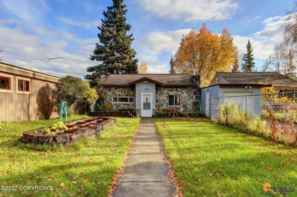 3205 Woodland Park Drive, Anchorage, AK 99517