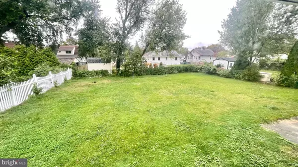 2015 PROSPECT RIDGE BLVD, Haddon Heights, NJ 08035