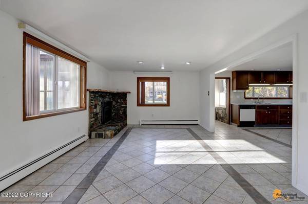 3205 Woodland Park Drive, Anchorage, AK 99517