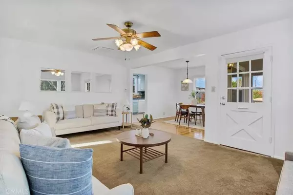 2702 Yearling ST, Lakewood, CA 90712