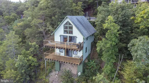 28 LOCHER RD, Basye, VA 22810