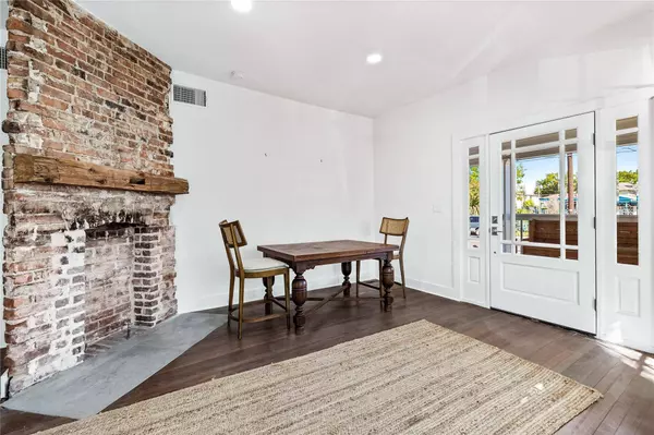 500 W 7th Street, Dallas, TX 75208