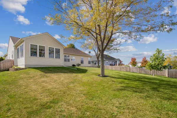 1003 BAINBRIDGE CT, Sandwich, IL 60548