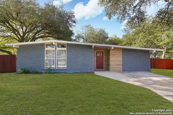 7127 HOBSON ST, San Antonio, TX 78223-4030