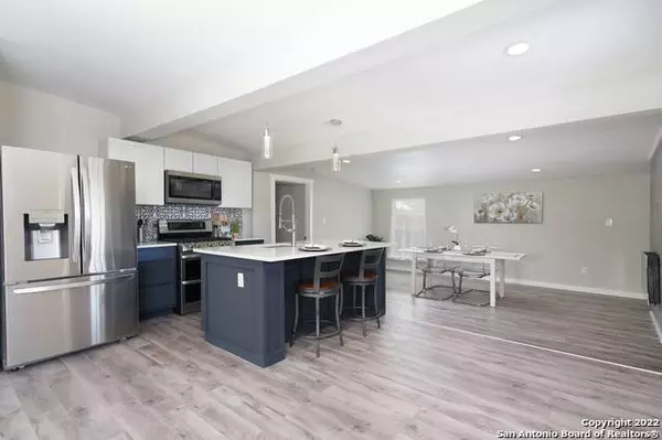 7127 HOBSON ST, San Antonio, TX 78223-4030