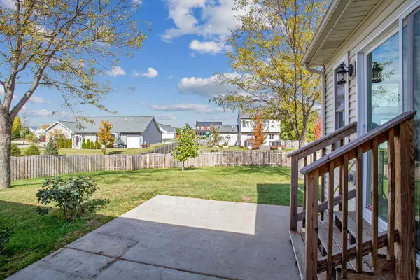 1003 BAINBRIDGE CT, Sandwich, IL 60548