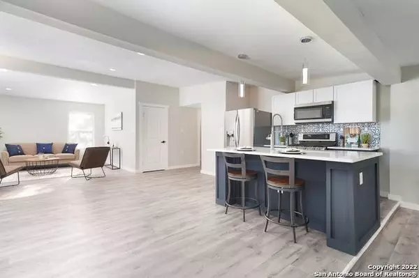 7127 HOBSON ST, San Antonio, TX 78223-4030