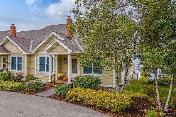 16 Harborview Drive #16