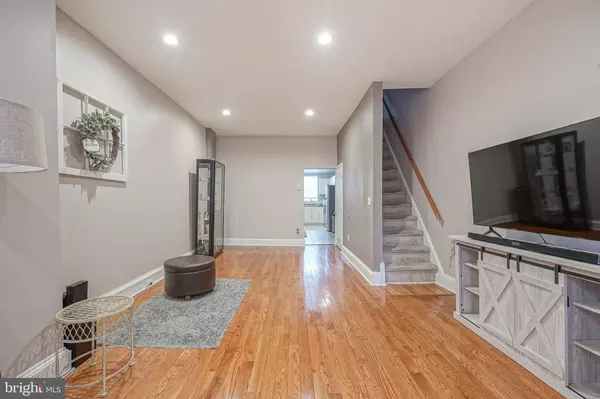 7312 PALMETTO ST, Philadelphia, PA 19111