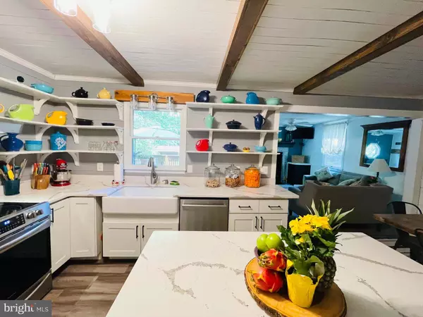 9411 MOUNT ZION RD, Laurel, DE 19956