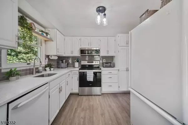 19 Shawondasee Rd, Vernon Twp., NJ 07422