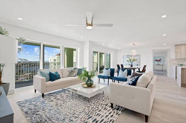 400 64TH AVE #PHF, St Pete Beach, FL 33706