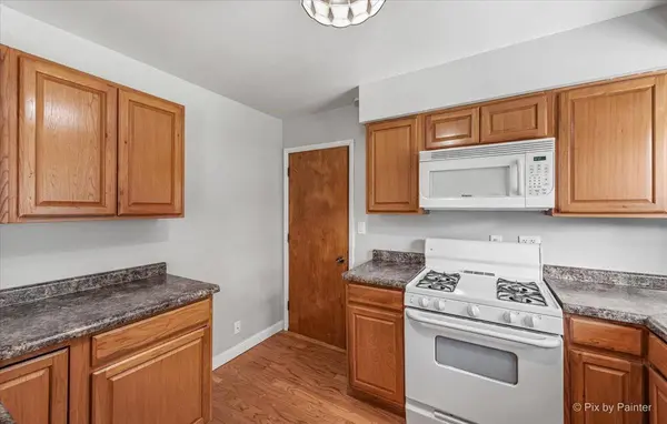 2416 E Grand Avenue, Lindenhurst, IL 60046