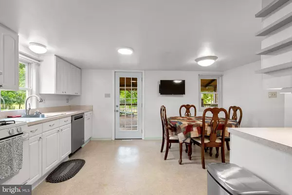 2458 MANCHESTER RD, Westminster, MD 21157