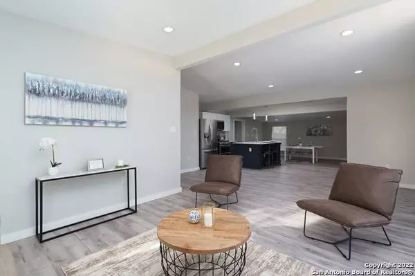 7127 HOBSON ST, San Antonio, TX 78223-4030