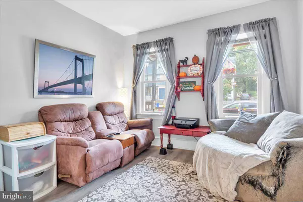 725 HUNTER ST, Gloucester City, NJ 08030