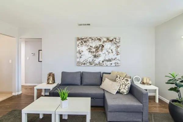 2000 57th ST, Sacramento, CA 95817