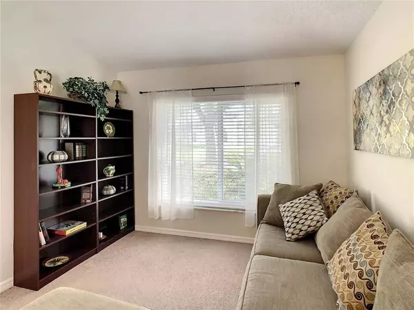 130 CASTERTON CIR, Davenport, FL 33897