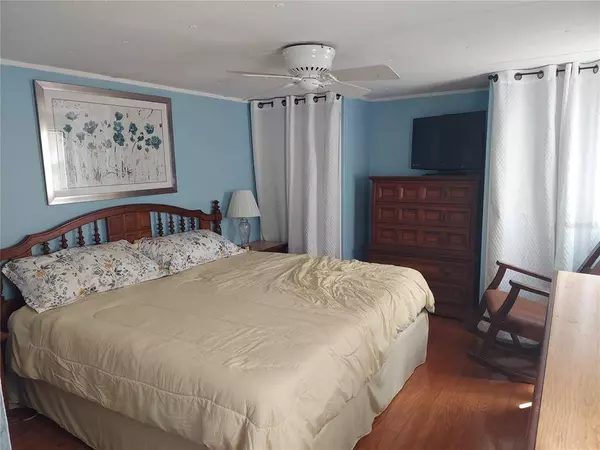 4150 66TH ST N #227, St Petersburg, FL 33709