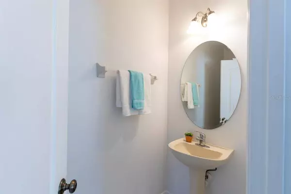 2944 CASABELLA DR, Kissimmee, FL 34744