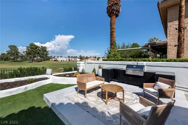 15 Princeville Lane, Las Vegas, NV 89113