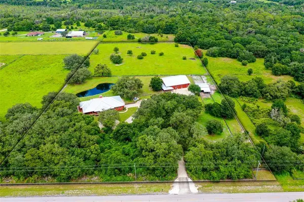 6410 WAUCHULA RD, Myakka City, FL 34251