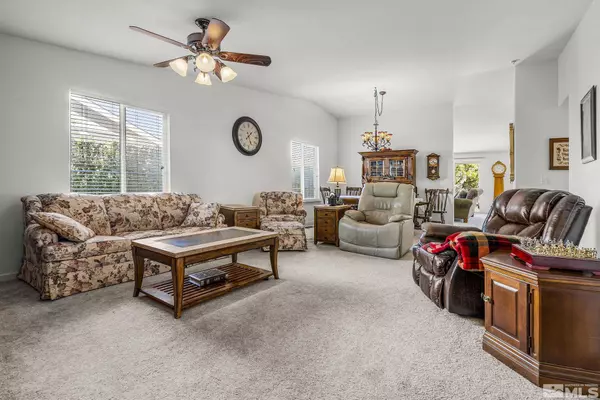 1335 White Buffs Circle, Fernley, NV 89408