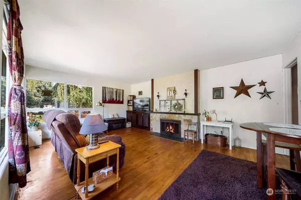 6209 Bock AVE, Sumner, WA 98390