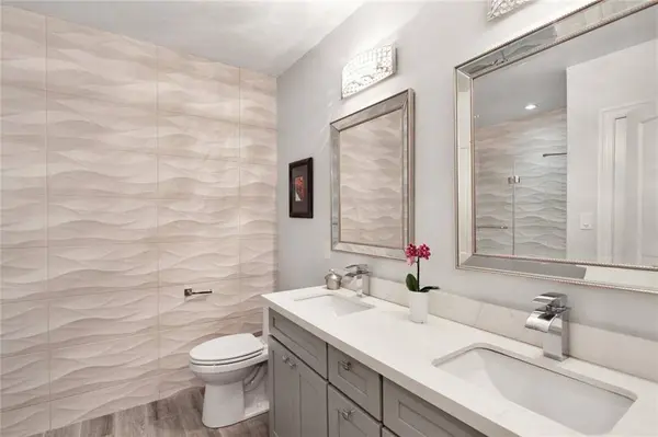 5220 CHAMBERLAIN DR, New Orleans, LA 70122