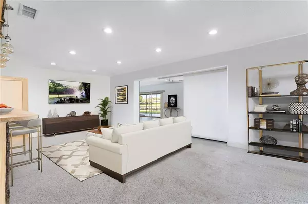 2924 MARATHON AVE, Orlando, FL 32805