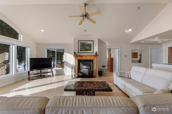 2924 Leeward WAY, Bellingham, WA 98226