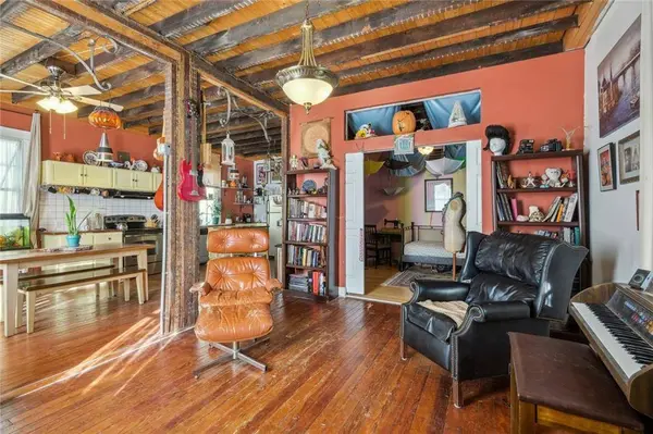 2617 LAUREL ST, New Orleans, LA 70130