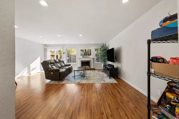 1772 Stuart CT, Benicia, CA 94510