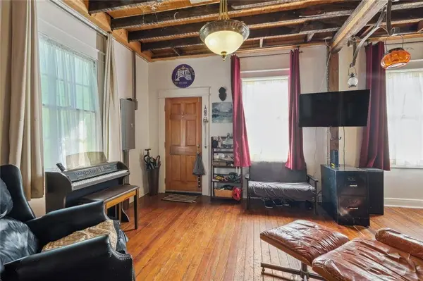 2617 LAUREL ST, New Orleans, LA 70130